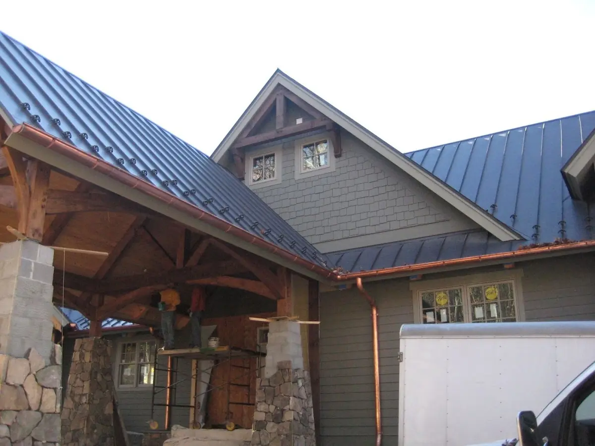 Craftsman Roofing team delivering quality roofing work in Metropolis View